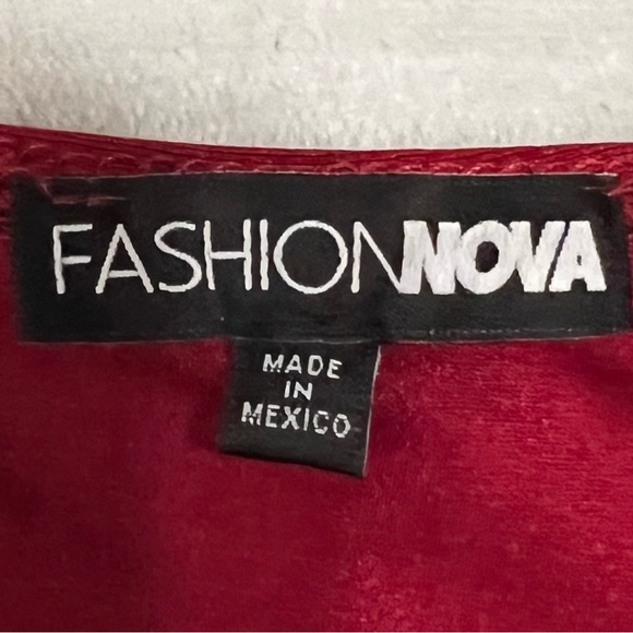 Denise Off Shoulder Maxi Wine Dress - Picture 8 of 9